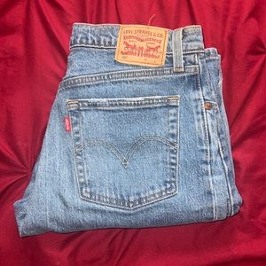 Levi’s 501 W28 L30 jeans